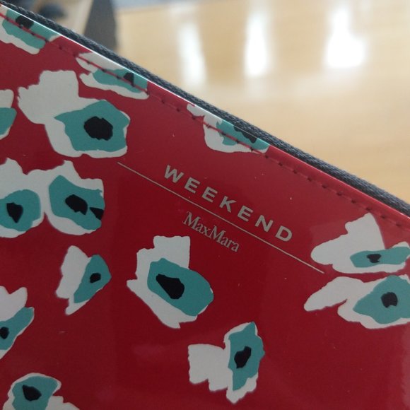 Maxmara Weekend 2 way Passport Or Wallet Floral - Picture 4 of 6